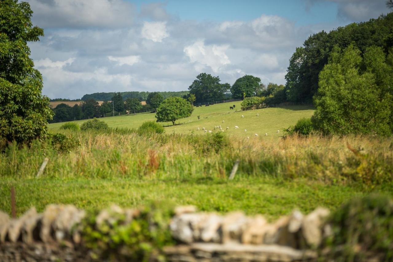 The Three Horseshoes Asthall Exterior foto